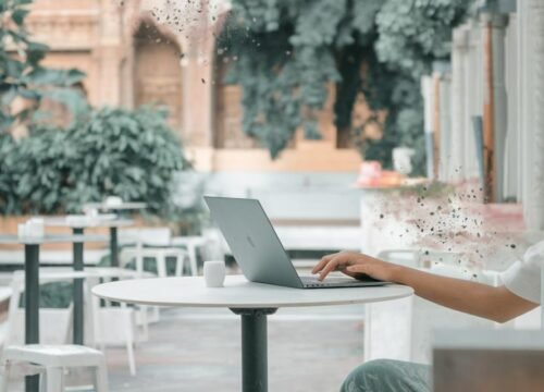 Indian Nomad Life: Smart Ways to Balance Work & Play